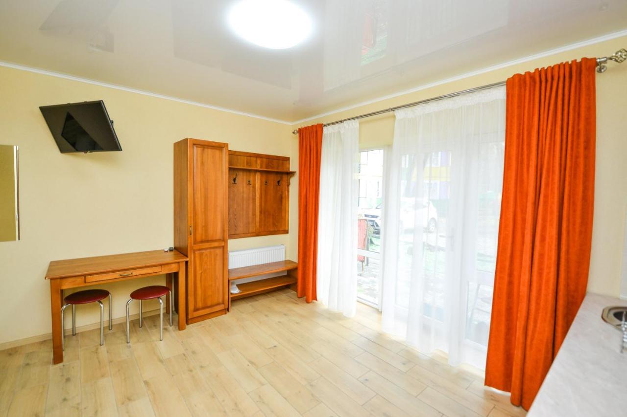 Forest Hotel Polis'ke Exterior foto
