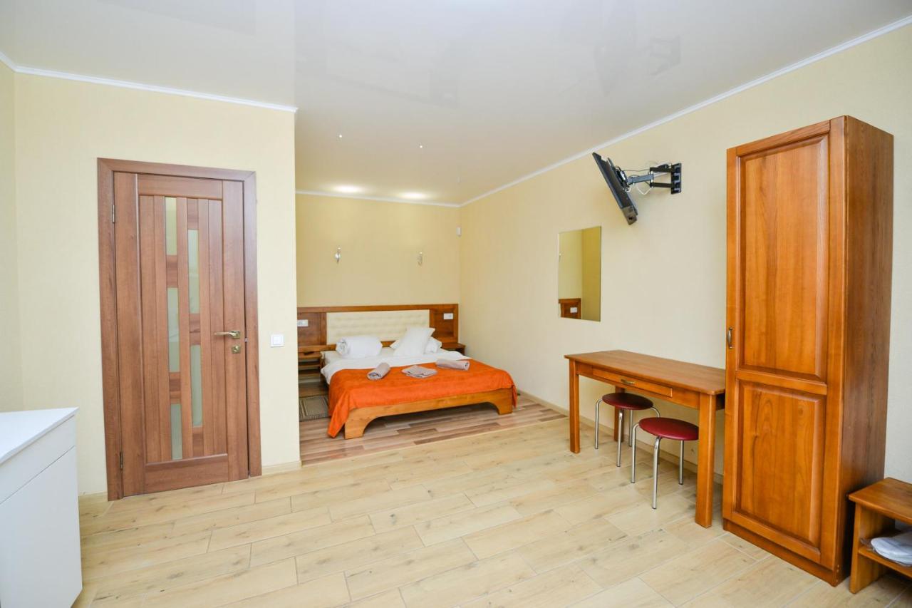 Forest Hotel Polis'ke Exterior foto