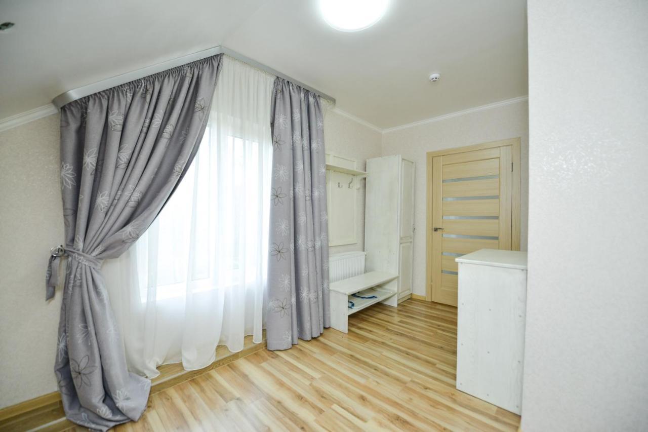 Forest Hotel Polis'ke Exterior foto